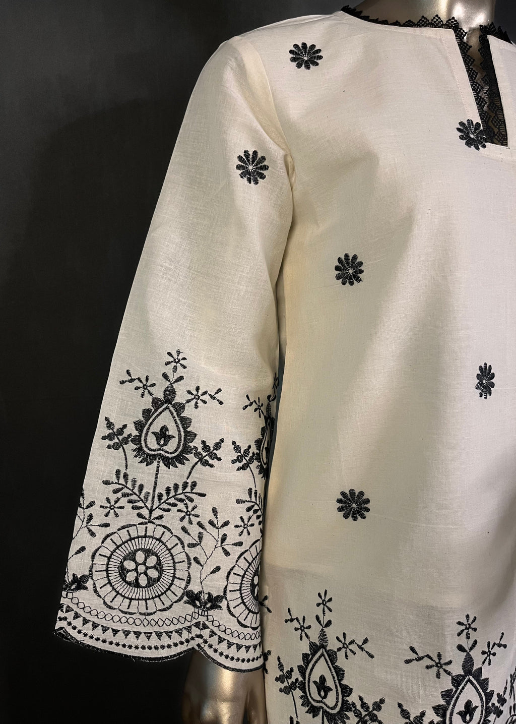 SHAMA Kora Cotton Thread Embroidered Farshi Shalwar